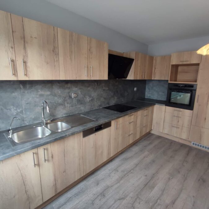 EN ALSACE, LE PLAISIR DE CUISINER COMMENCE PAR UN ESPACE BIEN AGENCE ! Bischwiller