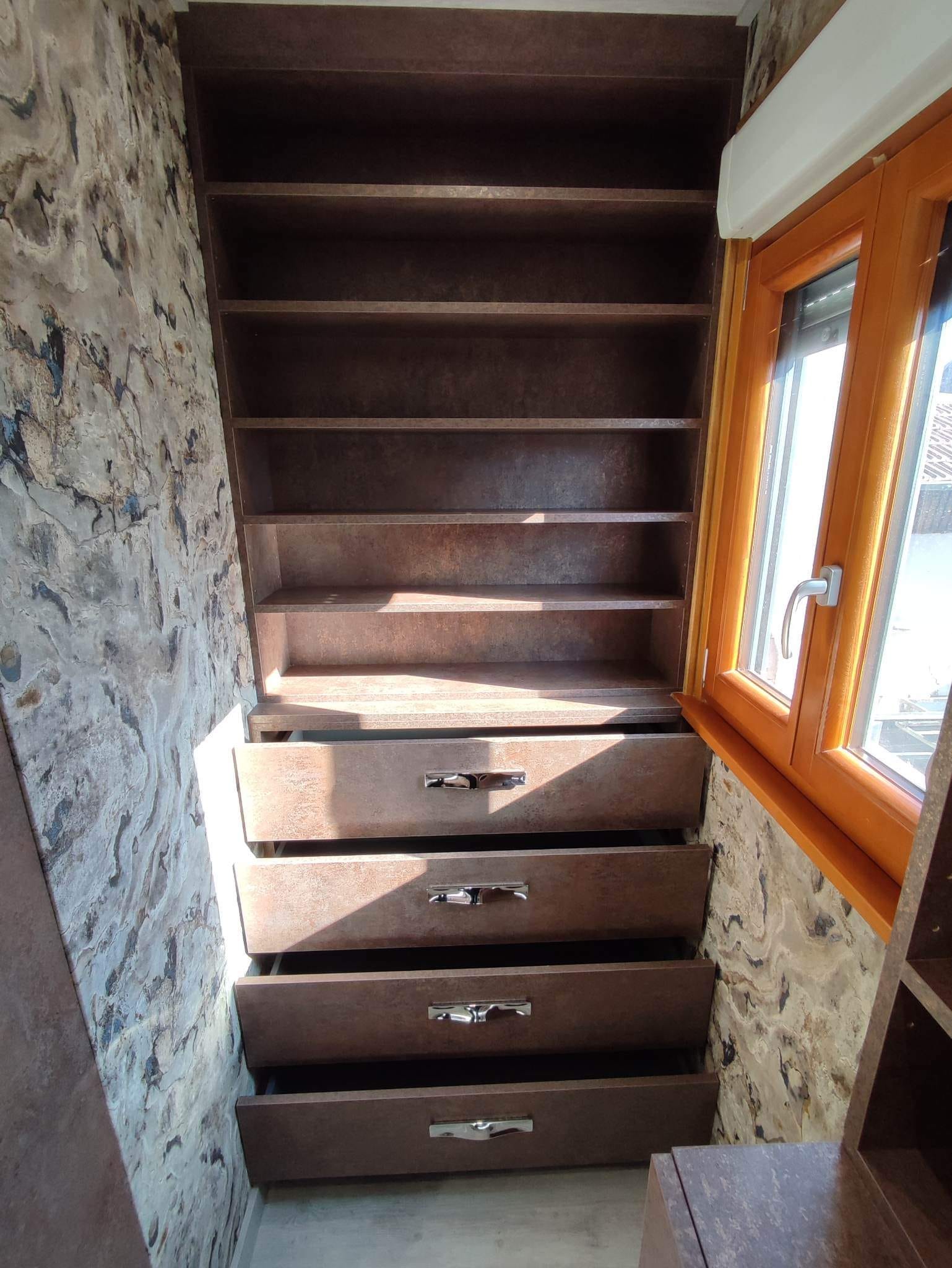 322108802_695540288887210_6741846684799916941_N | Menuiserie d'Ys Rénovation complète d’une chambre transformée en dressing à Schweighouse-sur-Moder Lingolsheim 14