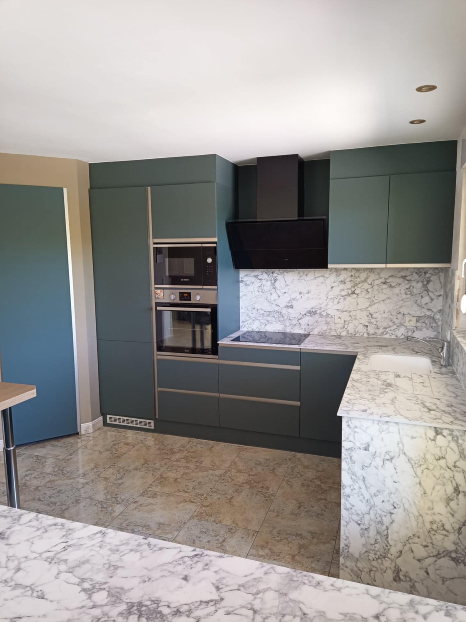 7 | Menuiserie d'Ys Sortilèges de rangement et chaudrons bien rangés : la magie du sur-mesure Haguenau 5