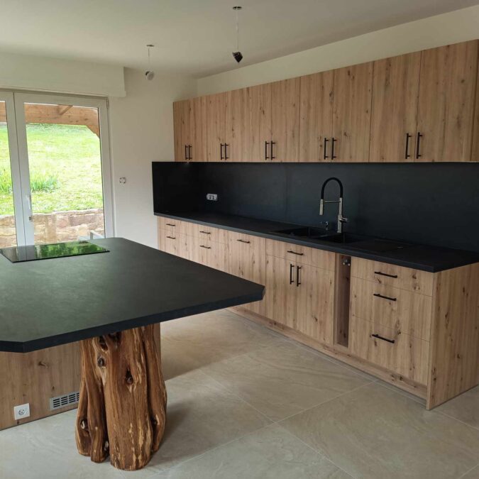 Cuisine sur mesure : quelles astuces pour un coin repas discret et fonctionnel ? Saverne